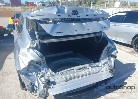 2025 Toyota Camry Le z USA, uszkodzony, nr VIN 4T1DAACK7SU122072